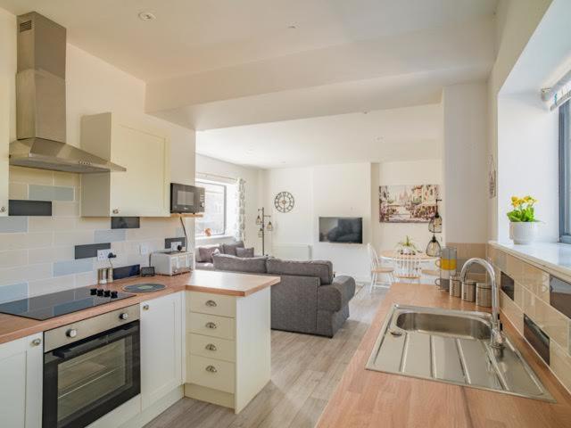Stunning Modern Apartment In The Cotswolds Chalford 外观 照片